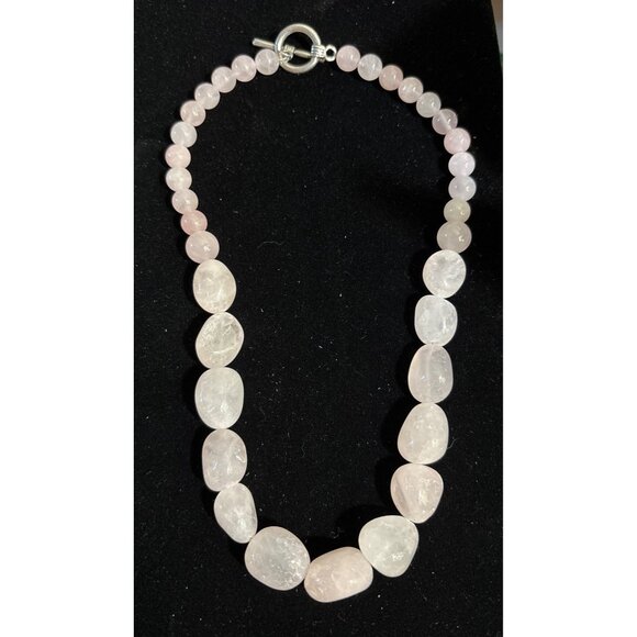 Chunky Rose Quartz Beaded Necklace 15" With Silver Toggle Clasp - Picture 3 of 4
